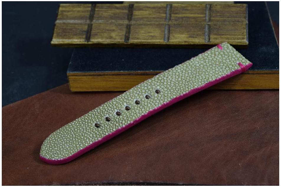 295 ROCHEN - BEIGE PINK 24/22 130/80 MM