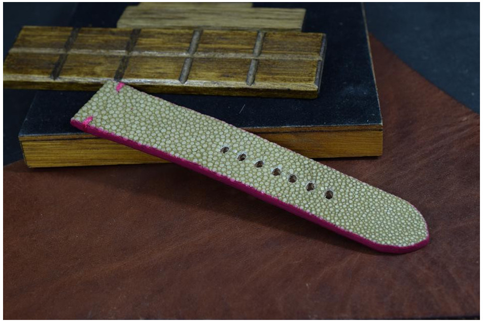 295 ROCHEN - BEIGE PINK 24/22 130/80 MM