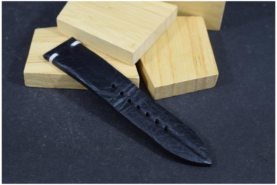 987 FERUS IV - SCHWARZ   22/20 115/75 MM