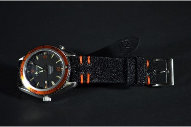 BLACK - ORANGE