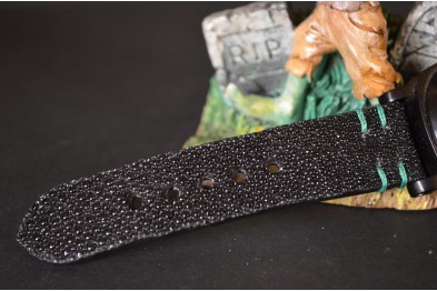 BLACK - GREEN