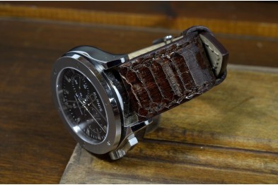 MARRON OSCURO