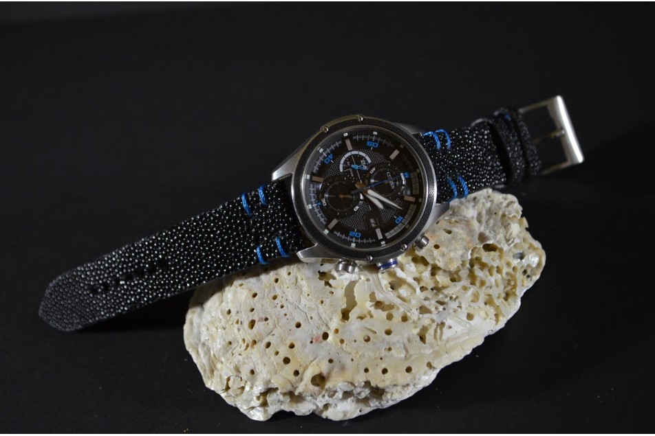 BLACK - BLUE