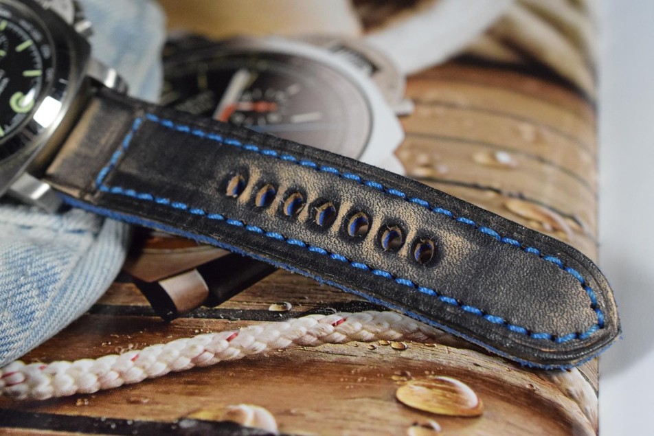 COLORUM SCHWARZ - BLAU