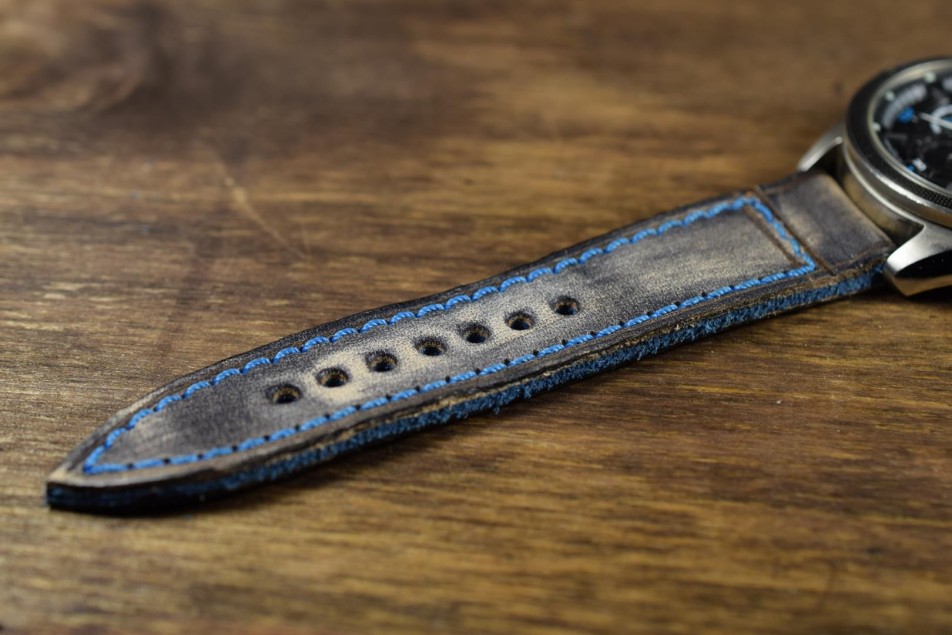 COLORUM SCHWARZ - BLAU