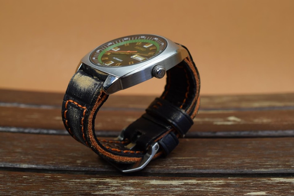 COLORUM SCHWARZ - ORANGE
