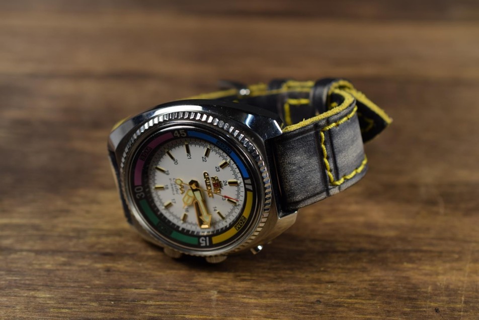 COLORUM BLACK - YELLOW