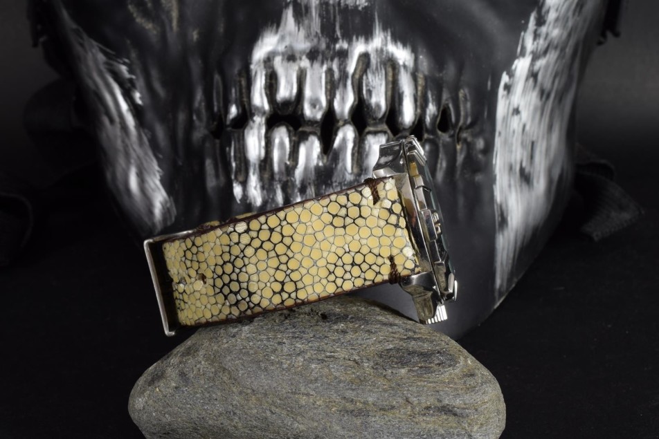 NATURAL BEIGE - BLACK