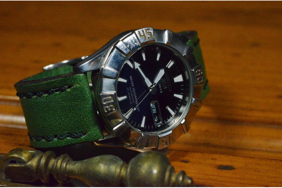 NIEBLA 8 - DARK GREEN