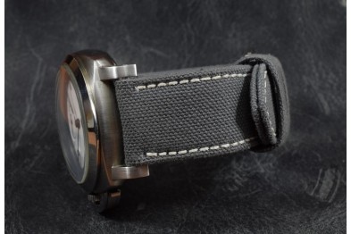 CANVAS - GREY III - DR