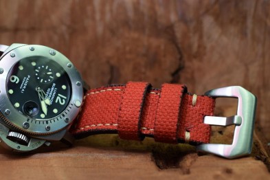 CANVAS - ROJO SUBMERSIBLE