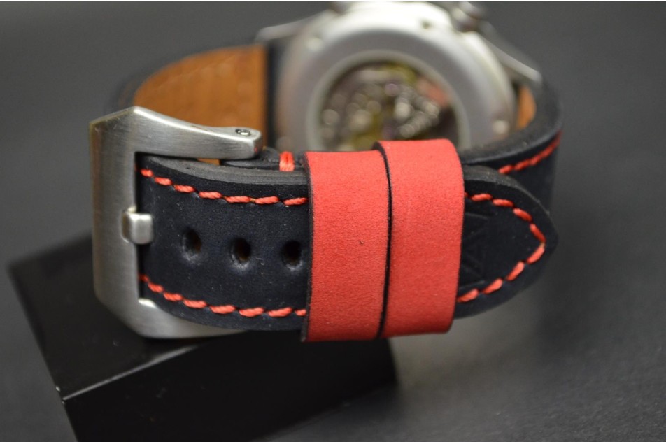 NUBUCK FOREST - BLACK RED