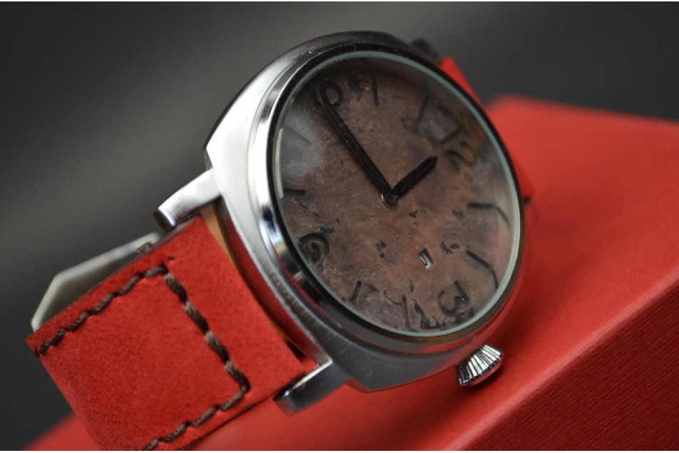 NUBUCK FOREST - RED BROWN