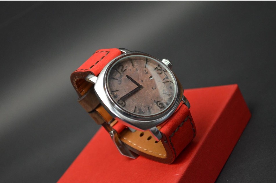 NUBUCK FOREST - RED BROWN