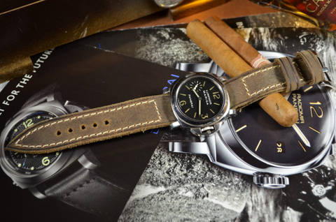 PRIMUS 1 is one of our hand crafted watch straps. Available in brown color, 4 - 4.5 mm thick.