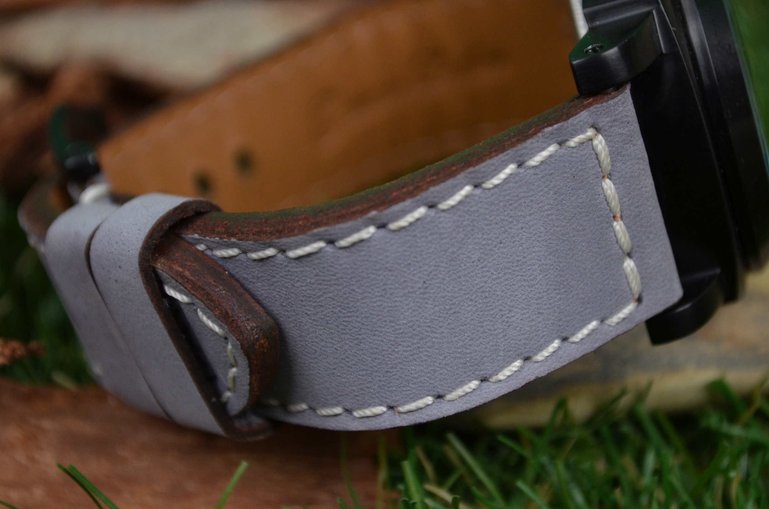 II GREY is one of our hand crafted watch straps. Available in grey color, 3.5 - 4 mm thick.