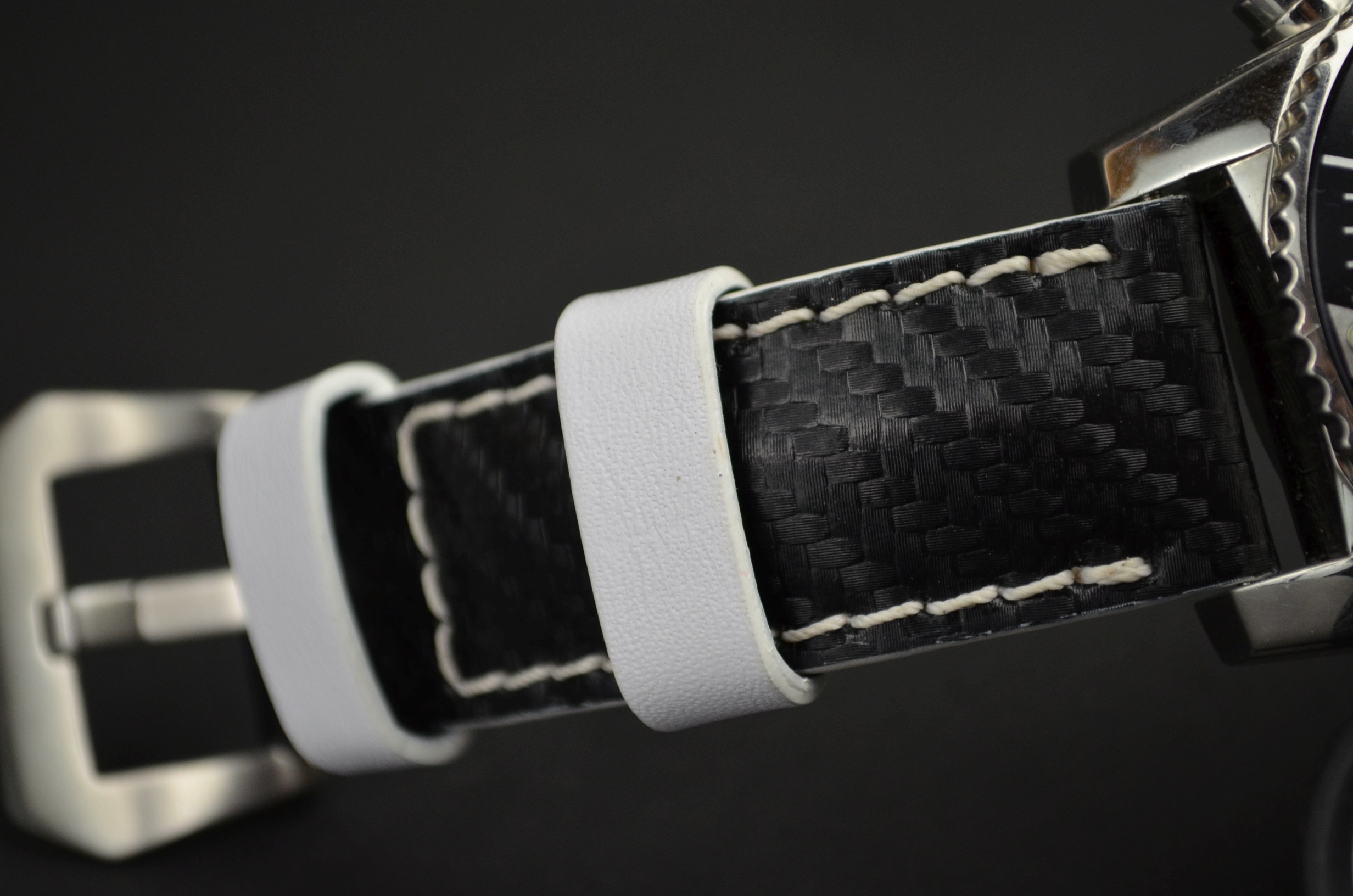 WATCH STRAP CARBON FIBER II WHITE