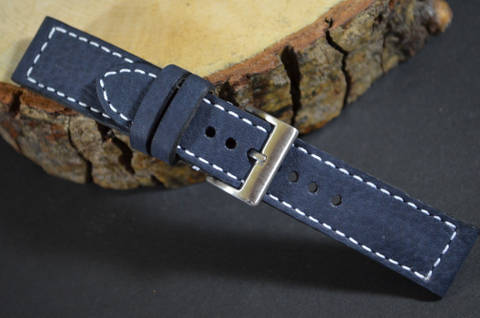 VINTAGE BLUE II is one of our hand crafted watch straps. Available in blue color, 3 - 3.5 mm thick.