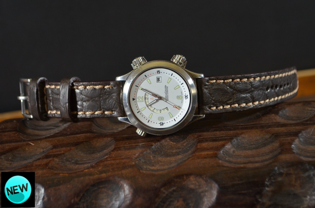 BROWN II ROUND SCALE es una de nuestras correas reloj de piel hechas a mano, con aligator mate. De color marron, con un espesor de 3 - 3.5 mm.