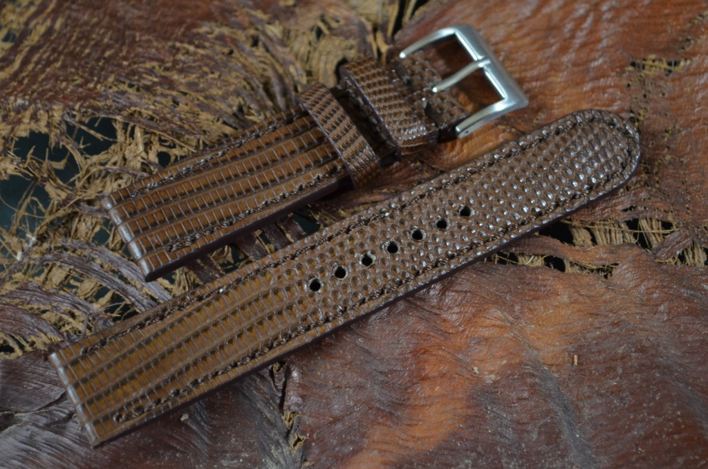 COFFEE MATTE is one of our hand crafted watch straps. Available in coffee color, 3 - 3.5 mm thick.