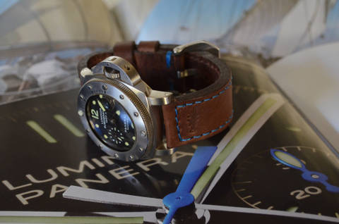 THE BLUE 587 is one of our hand crafted watch straps. Available in dark brown color, 4 - 4.5 mm thick.
