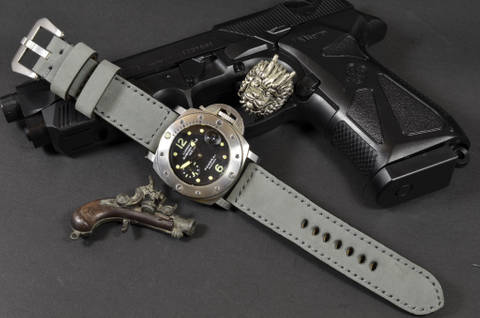 GRAY I is one of our hand crafted watch straps. Available in grey color, 4 - 4.5 mm thick.